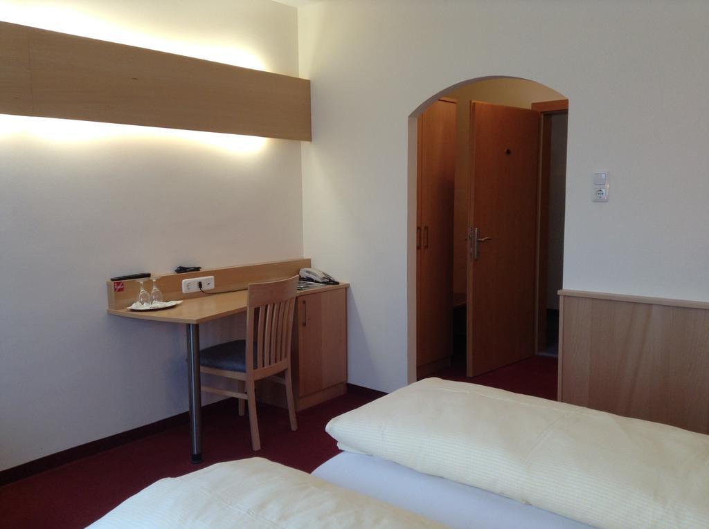 Bed and Breakfast Leonsteinerhof Екстер'єр фото