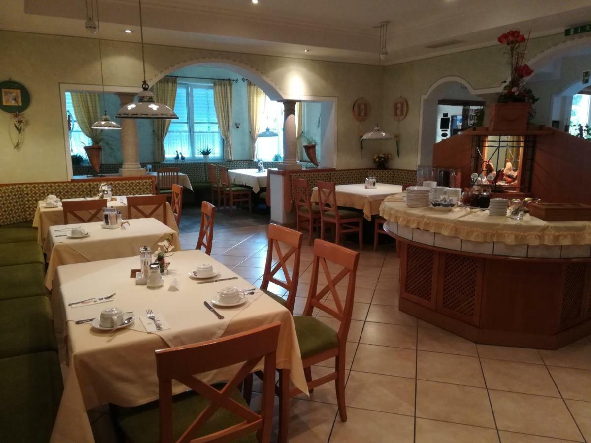 Bed and Breakfast Leonsteinerhof Екстер'єр фото